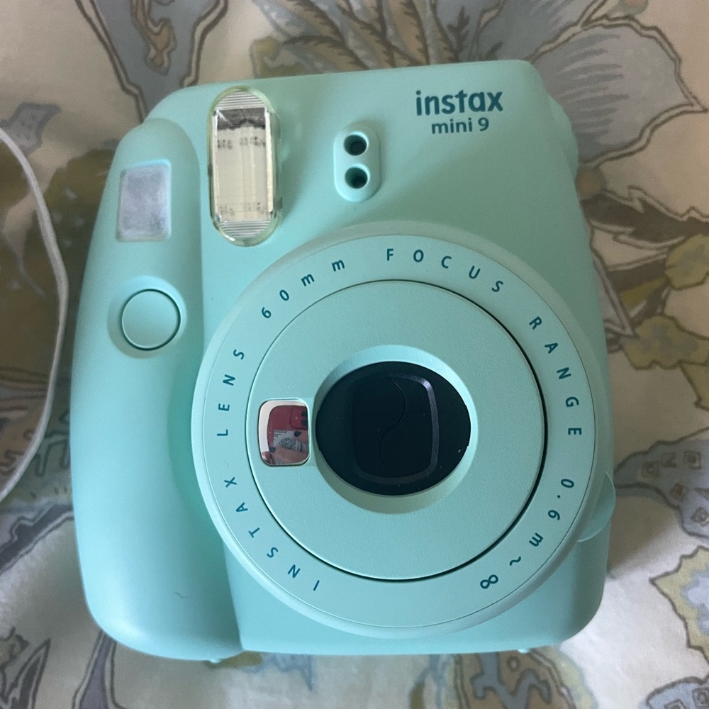 Insta mini 9 camera green